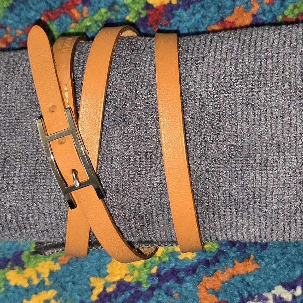 Hermes‎ Paris Tan Leather Wrap Bracelet EUC